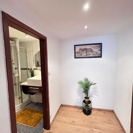 Cozy Flat Near Maastricht Heerlen Aachen Apartment Ubach-Palenberg