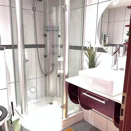 Cozy Flat Near Maastricht Heerlen Aachen