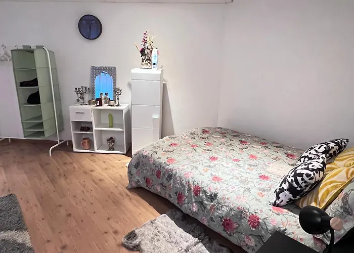 Cozy Flat Near Maastricht Heerlen Aachen Ubach-Palenberg